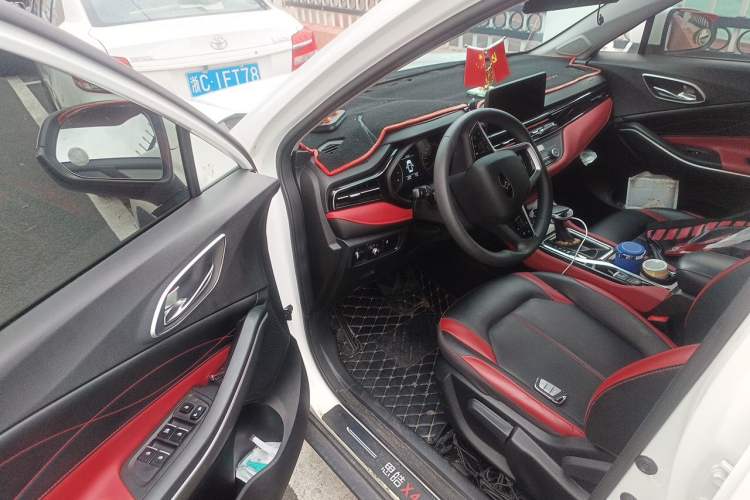 Used SOL X4 2021 1.5T CVT Mech Edition Driver Seat