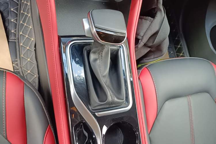 Used SOL X4 2021 1.5T CVT Chief Edition Gear Lever