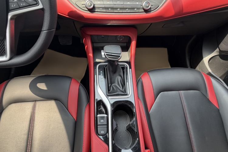 Used SOL X4 2021 1.5T CVT Chief Edition Interior 4