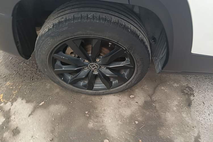 Used SOL X4 2021 1.5T CVT Mech Edition Right Rear Wheel Hub