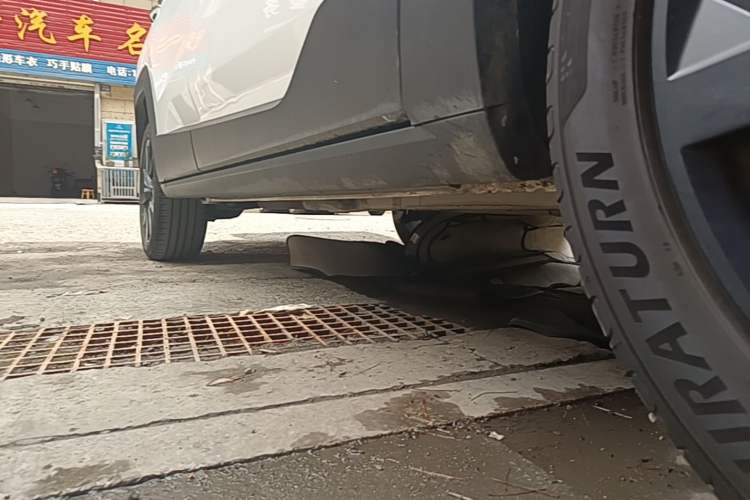 Used SOL X4 2021 1.5T CVT Mech Edition Right Side Sill