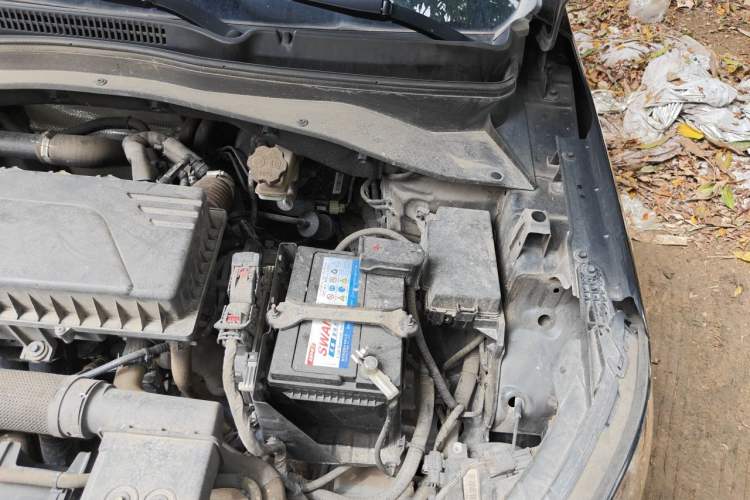 Used SOL X4 2022 1.5T CVT Chieftain Custom Edition Engine Bay Left