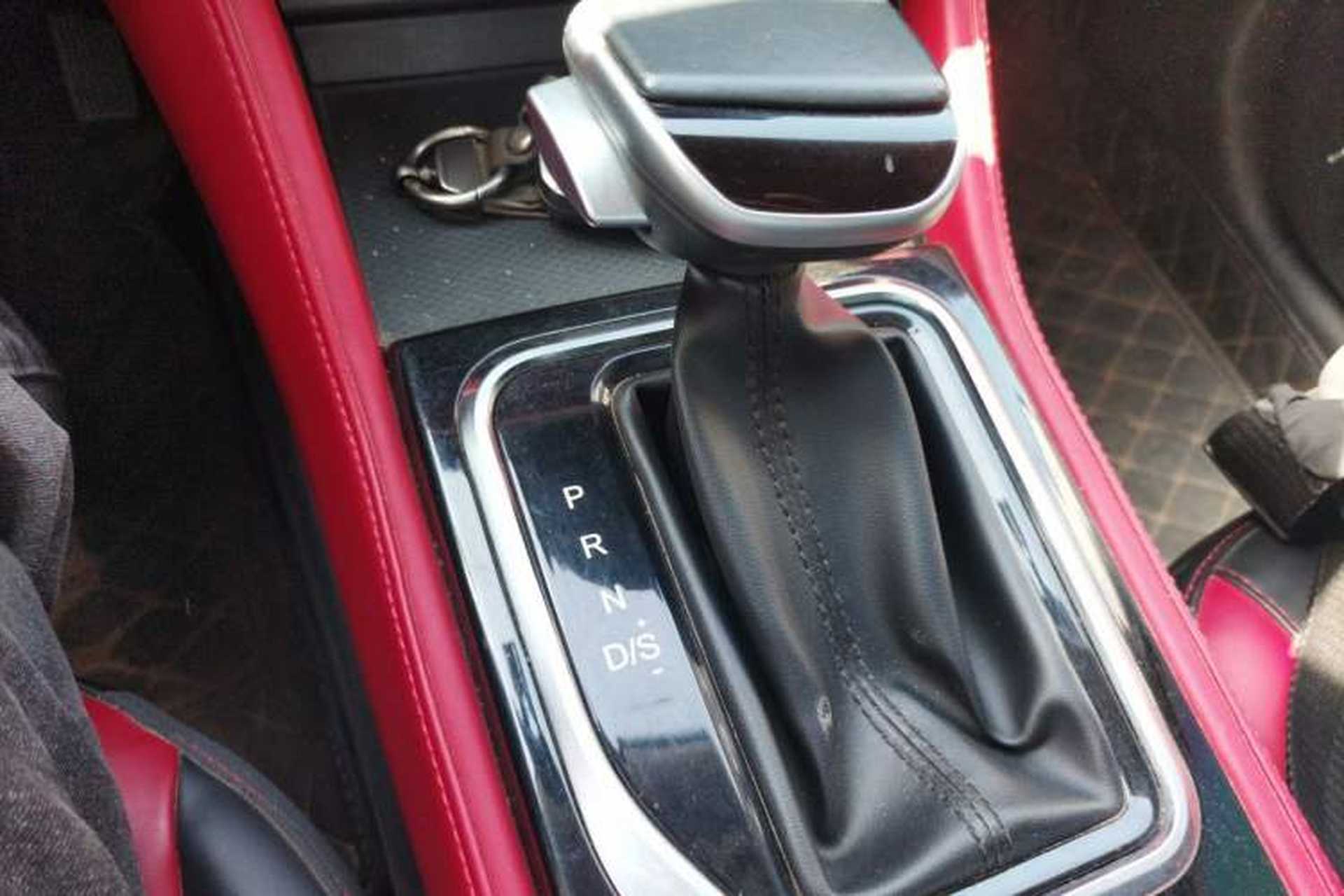 Used SOL X4 2022 1.5T CVT Chieftain Custom Edition Gear Lever