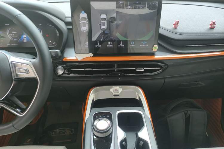 Used SOL X6 2022 1.5T DCT Trendy FUN Edition Audio And AC Panel