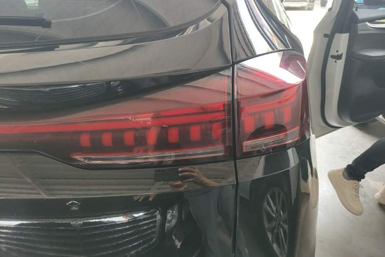 Used SOL X6 2022 1.5T DCT Trendy FUN Edition Exterior 3