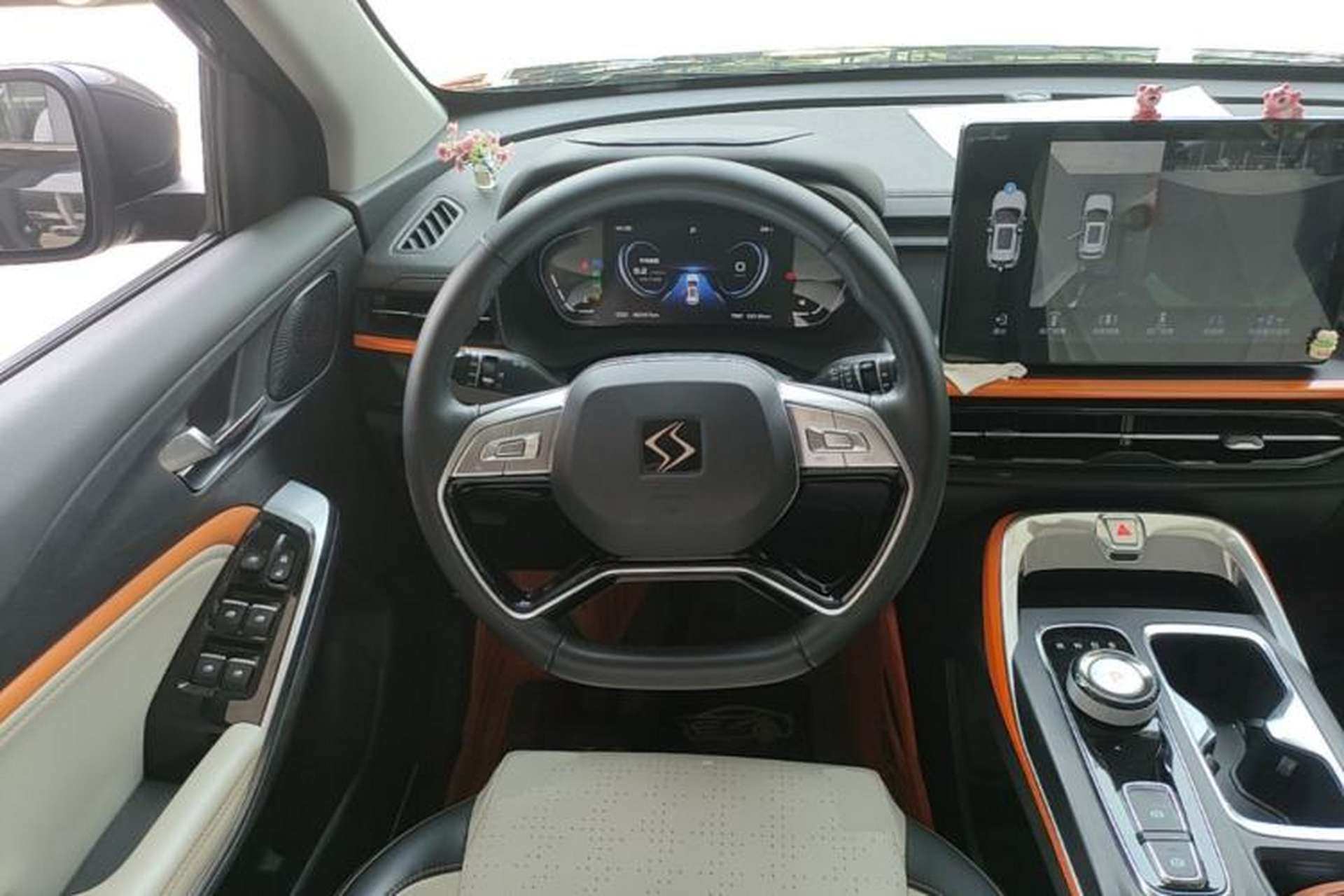 Used SOL X6 2022 1.5T DCT Trendy FUN Edition Steering Wheel