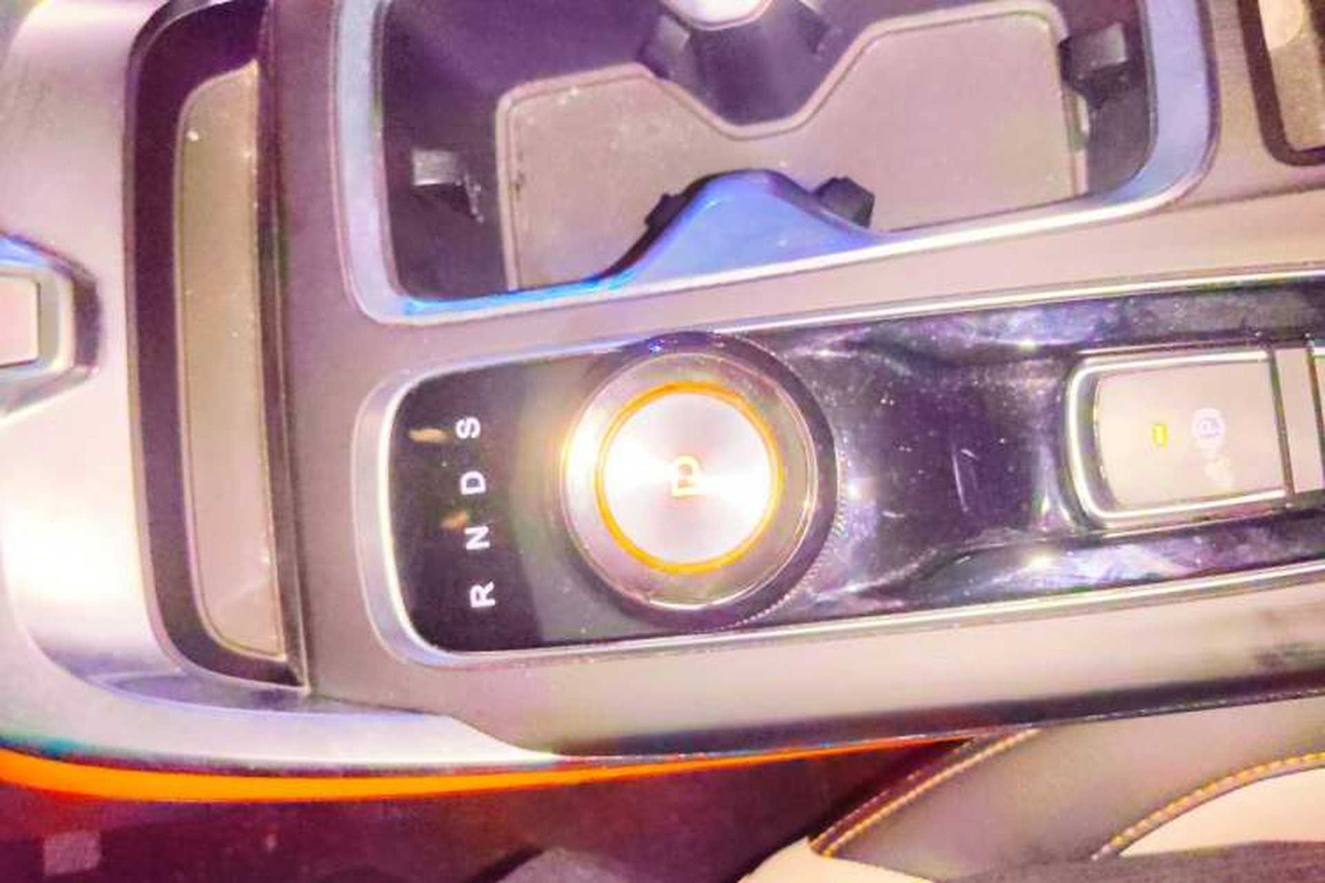 Used SOL X6 2022 1.5T DCT Sound Intelligence Edition Gear Lever