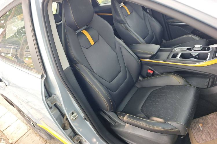 Used SOL X6 2022 1.5T DCT Intelligent Drive Version Right Front Seat