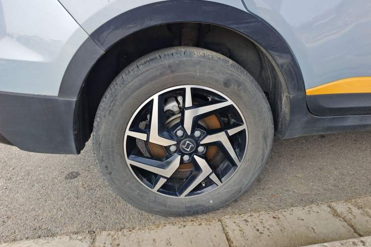 Used SOL X6 2022 1.5T DCT Intelligent Drive Version Right Rear Wheel Hub