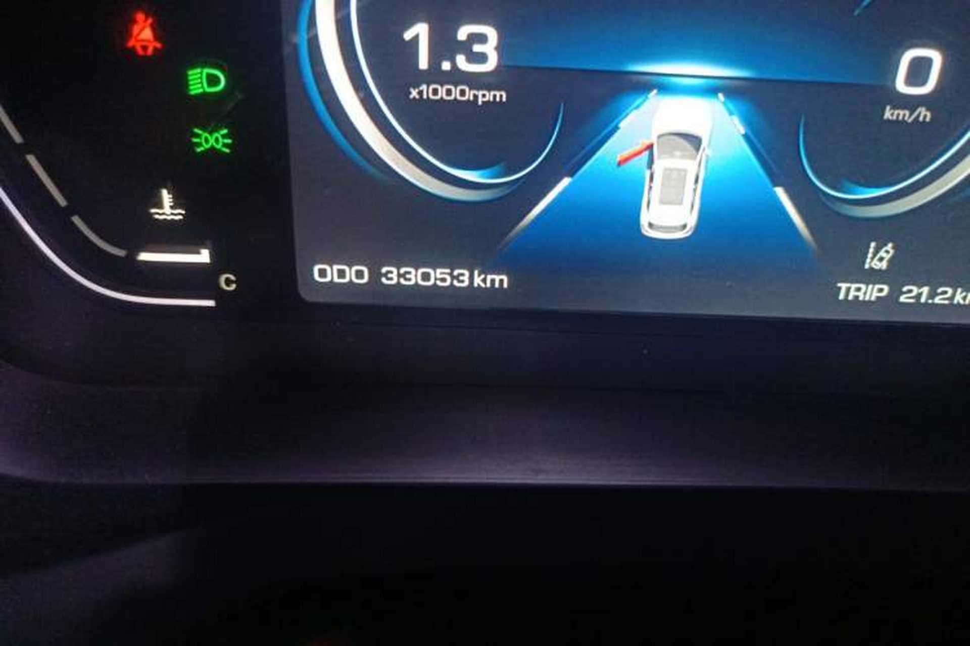 Used SOL X6 2022 1.5T DCT Sound Intelligence Edition Odometer Close Up
