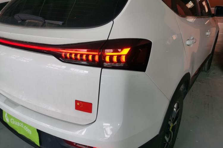 Used SOL X6 2022 1.5T DCT Intelligent Drive Version Right Rear Taillight