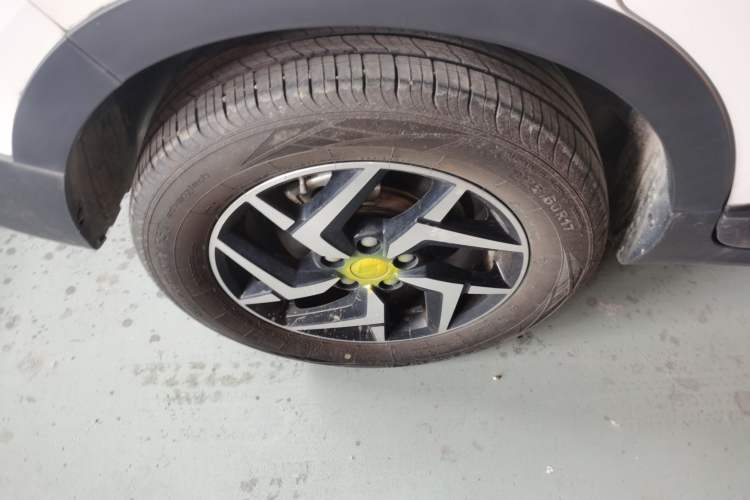 Used SOL X6 2022 1.5T DCT Intelligent Drive Version Right Rear Wheel Hub