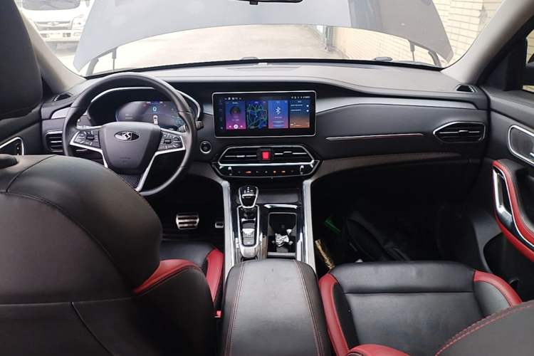 Used SOL X7 2021 1.5T Prestige Model Center Console