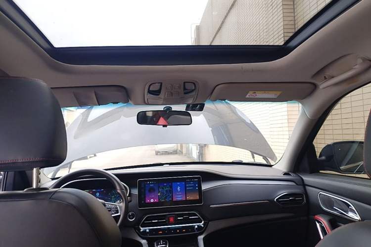 Used SOL X7 2021 1.5T Prestige Model Headliner