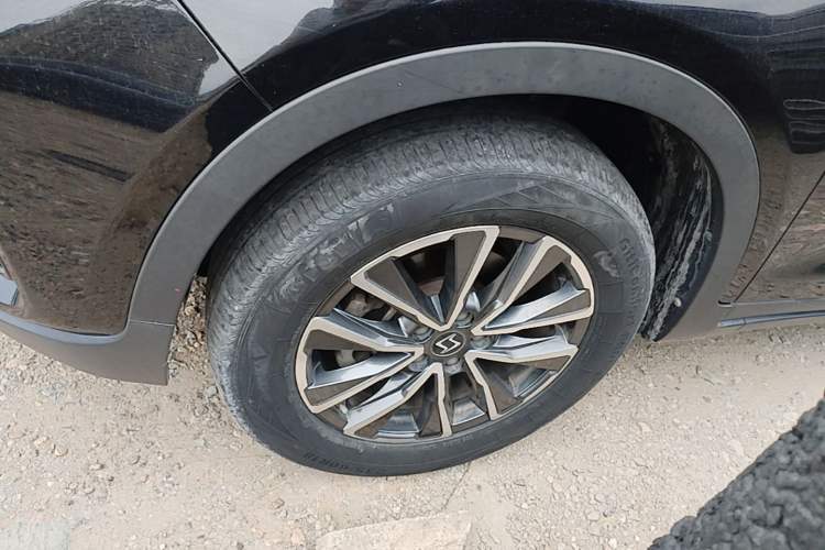 Used SOL X7 2021 1.5T Flagship Edition Left Front Wheel Hub