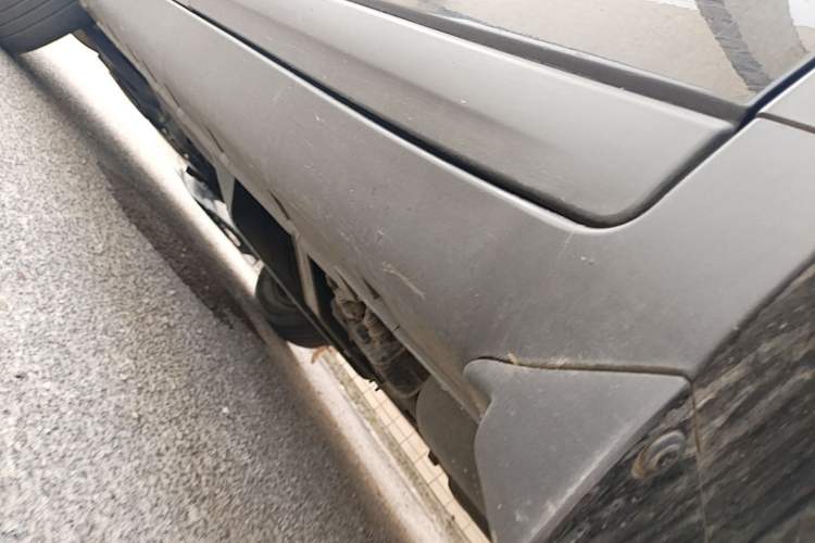 Used SOL X7 2021 1.5T Prestige Model Left Side Sill