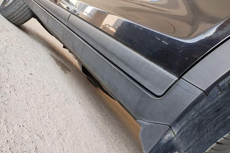 Used SOL X7 2021 1.5T Prestige Model Left Side Sill