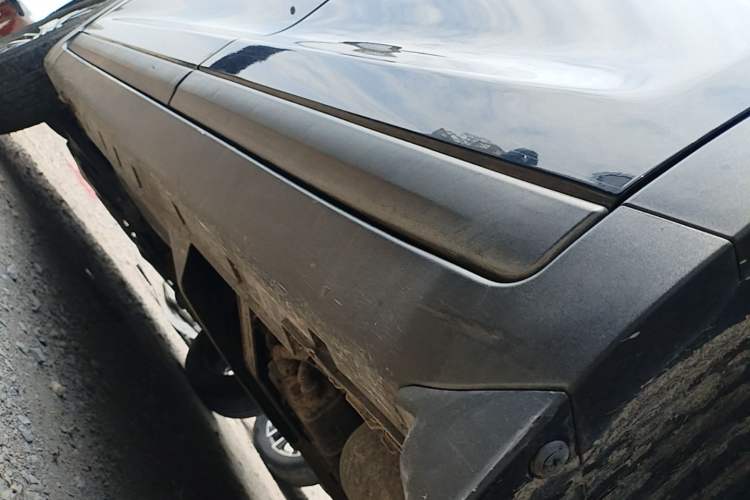Used SOL X7 2021 1.5T Flagship Edition Left Side Sill