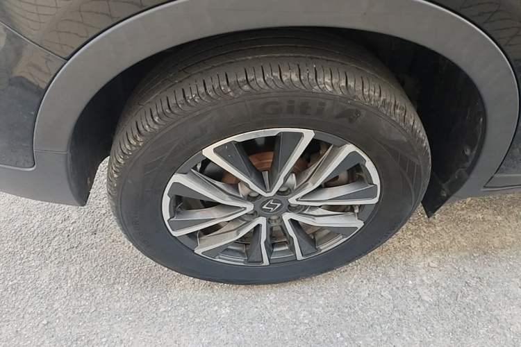 Used SOL X7 2021 1.5T Flagship Edition Right Rear Wheel Hub