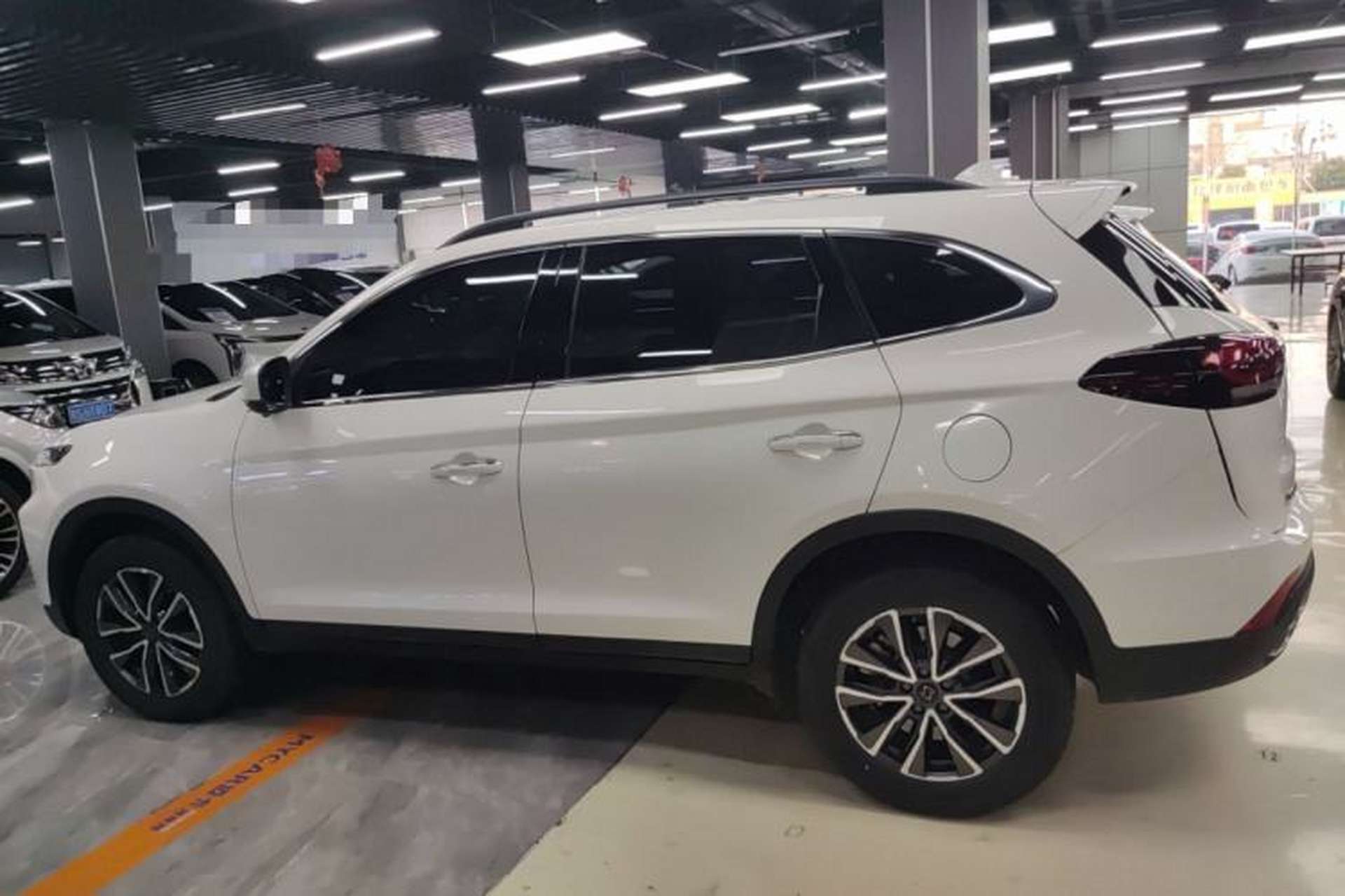 Used SOL X7 2021 1.5T Luxury Model Left Side
