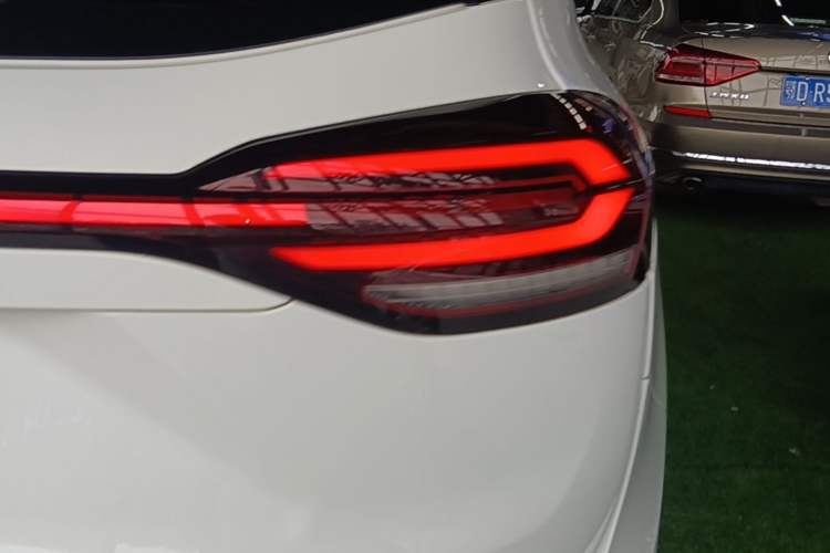 Used SOL X7 2021 1.5T Flagship Edition Right Rear Taillight