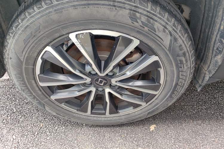 Used SOL X7 2021 1.5T Prestige Model Right Rear Wheel Hub