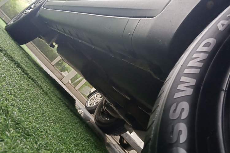 Used SOL X7 2021 1.5T Flagship Edition Right Side Sill