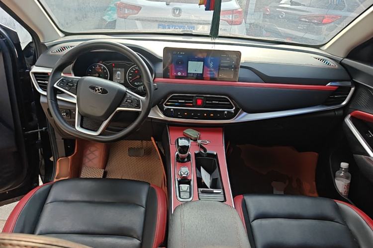 Used SOL X8 2021 300T DCT Leading Smart Connectivity Edition 5-seater Center Console