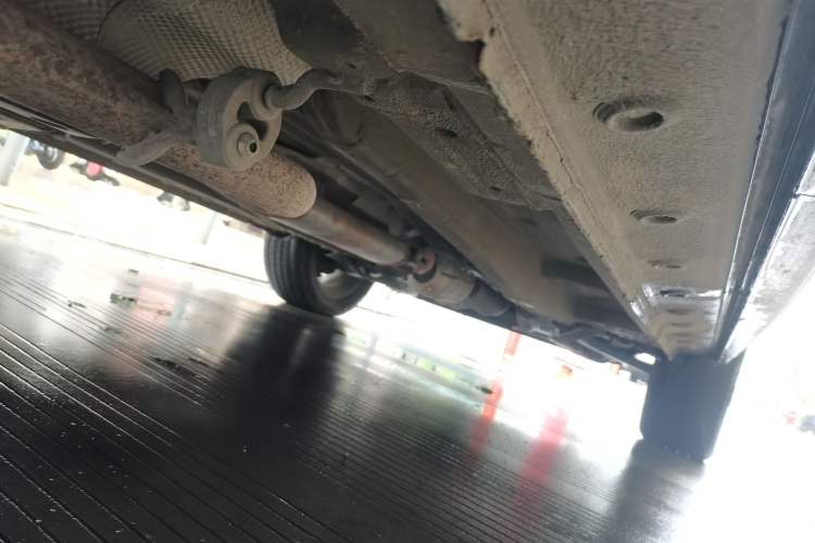 Used SOL X8 2021 300T DCT Leading Smart Connectivity Version 7 Seats Chassis Rear Right