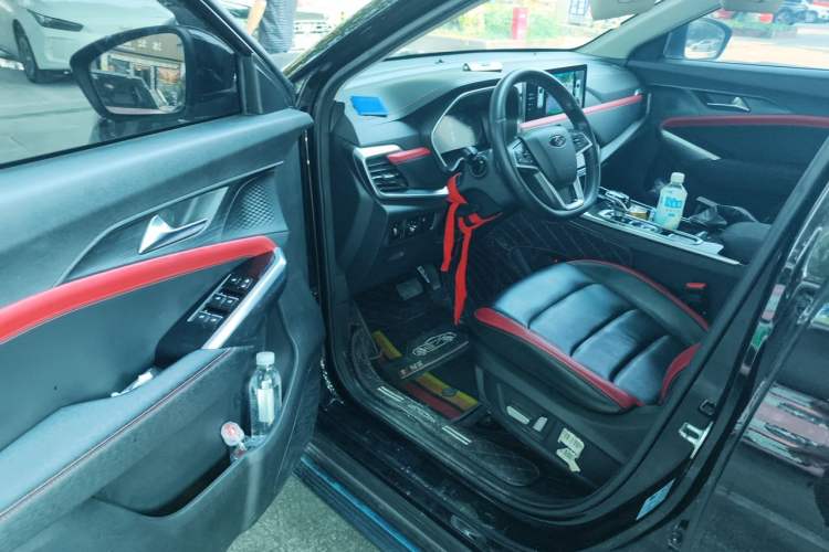 Used SOL X8 2021 300T DCT Prestige Smart Connect Edition 7 Seats Driver Seat