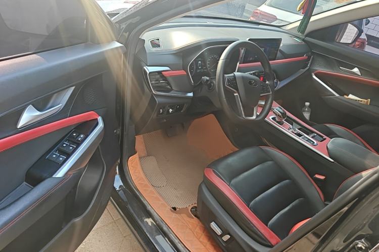 Used SOL X8 2021 300T DCT Leading Smart Connectivity Edition 5-seater Driver Seat