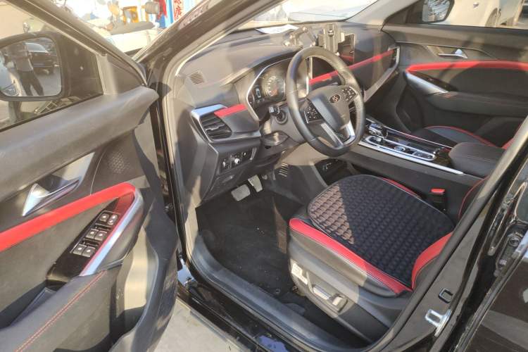 Used SOL X8 2021 300T DCT Leading Smart Connectivity Version 6 Seats Driver Seat
