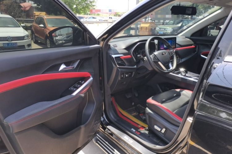 Used SOL X8 2021 300T DCT Prestige Smart Connectivity Edition 5-seater Driver Seat