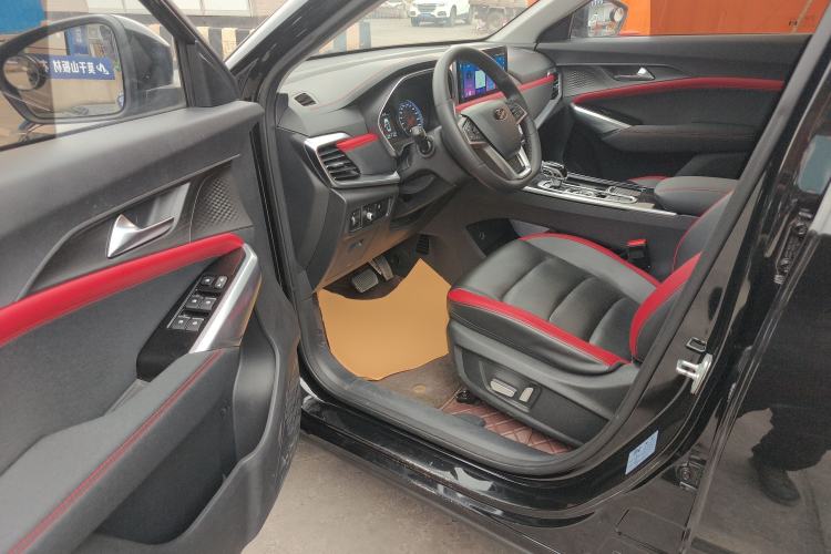 Used SOL X8 2021 300T DCT Leading Smart Connectivity Version 7 Seats Driver Seat