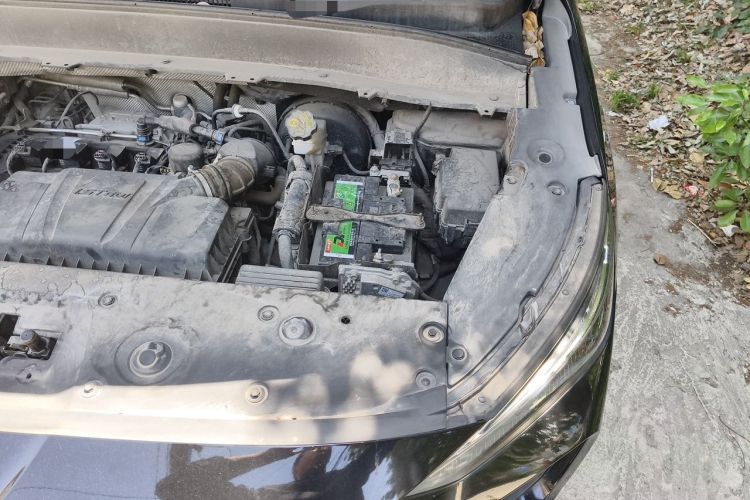 Used SOL X8 2021 300T DCT Leading Smart Connectivity Version 7 Seats Engine Bay Left