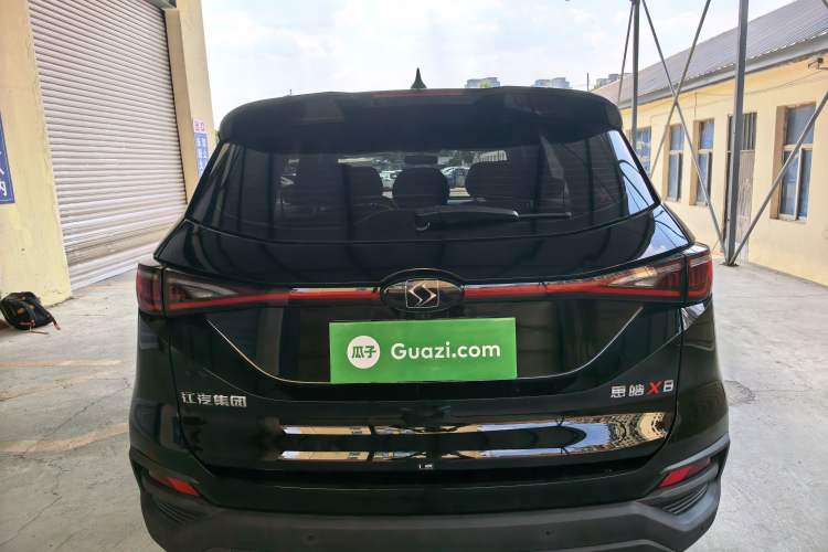 Used SOL X8 2021 Revised 300T Manual Luxury Smart Connect Edition 5 Seats Exterior 2