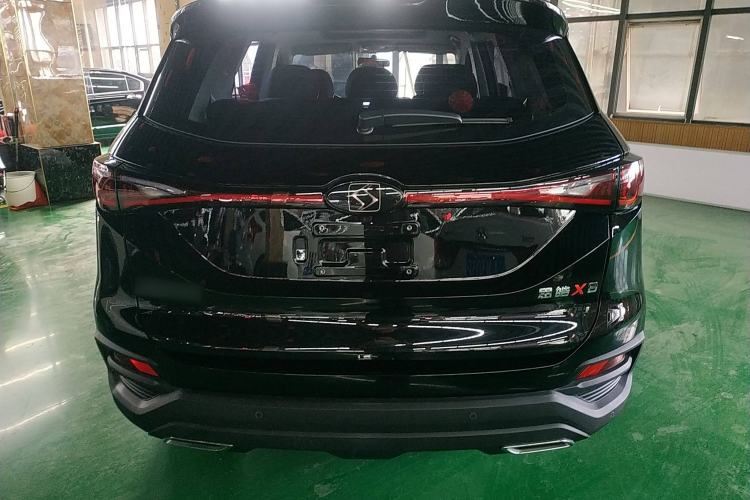Used SOL X8 2021 300T DCT Leading Smart Connectivity Version 7 Seats Exterior 4
