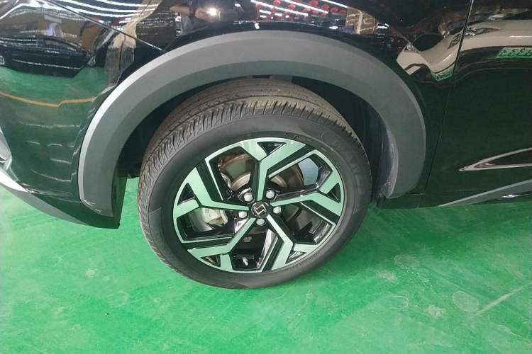 Used SOL X8 2021 300T DCT Leading Smart Connectivity Version 7 Seats Exterior 7