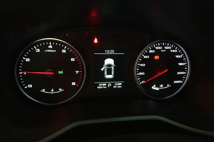 Used SOL X8 2021 300T DCT Leading Smart Connectivity Version 6 Seats Instrument Cluster