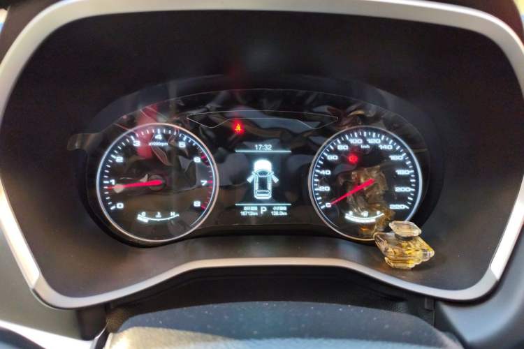 Used SOL X8 2021 300T DCT Prestige Smart Connect Edition 6 Seats Instrument Cluster