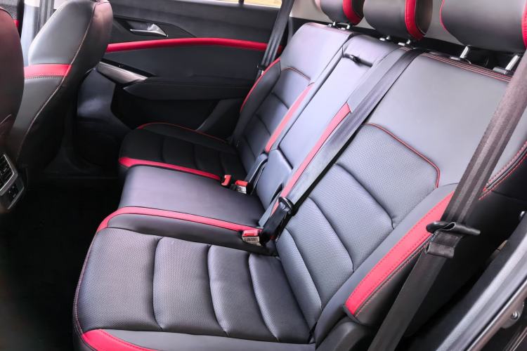 Used SOL X8 2021 Revised 300T Manual Luxury Smart Connect Edition 5 Seats Interior 1