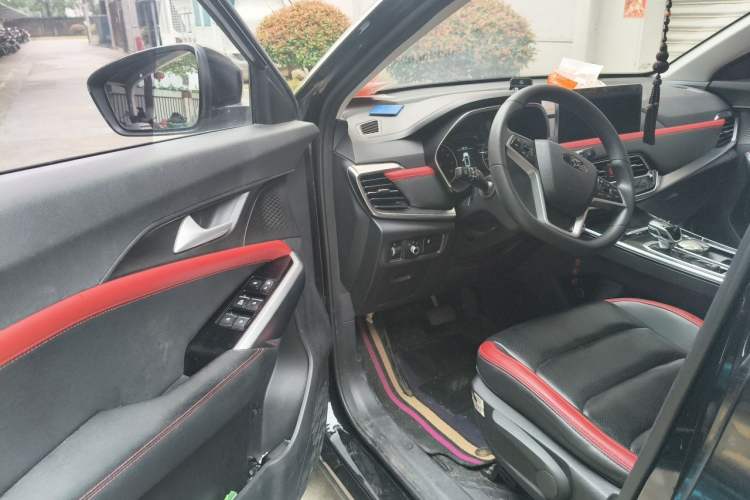 Used SOL X8 2021 300T DCT Panoramic Luxury Edition 5 Seats Interior 3