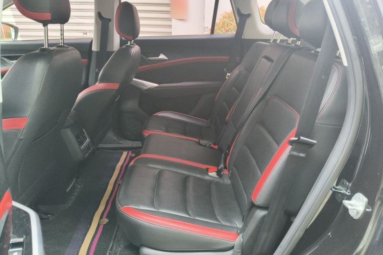 Used SOL X8 2021 300T DCT Panoramic Luxury Edition 5 Seats Interior 4