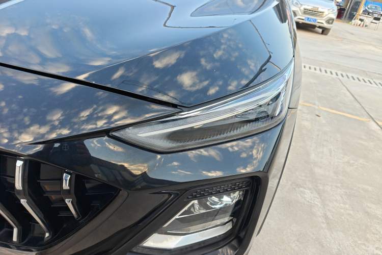 Used SOL X8 2021 300T DCT Luxury Smart Connect Edition 5 Seats Left Front Headlight