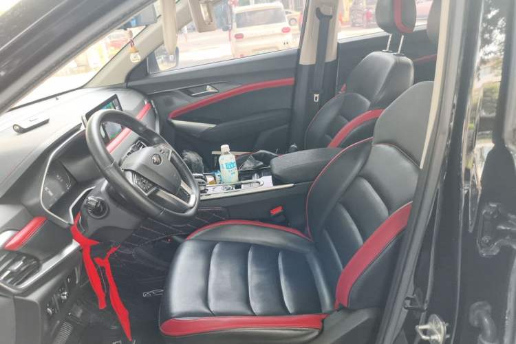 Used SOL X8 2021 300T DCT Prestige Smart Connect Edition 7 Seats Left Front Seat