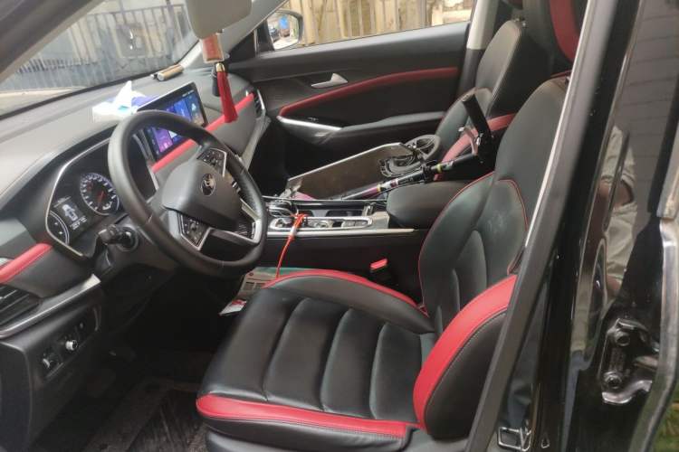 Used SOL X8 2021 300T DCT Leading Smart Connectivity Version 6 Seats Left Front Seat