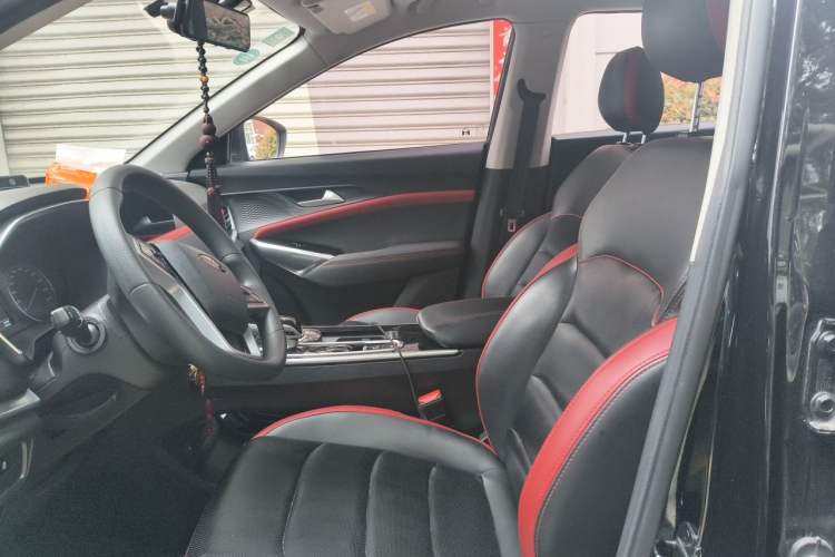 Used SOL X8 2021 300T DCT Panoramic Luxury Edition 5 Seats Left Front Seat