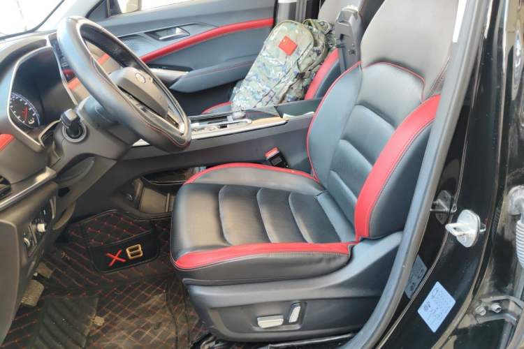 Used SOL X8 2021 300T DCT Leading Smart Connectivity Version 6 Seats Left Front Seat