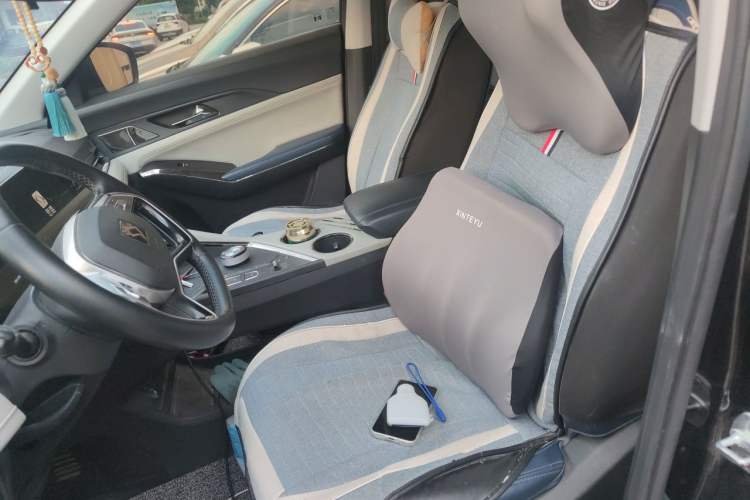 Used SOL X8 2021 300T DCT Leading Smart Connectivity Version 7 Seats Left Front Seat