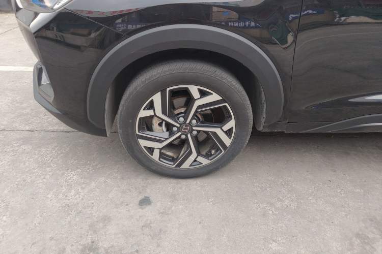 Used SOL X8 2021 300T DCT Leading Smart Connectivity Version 7 Seats Left Front Wheel Hub